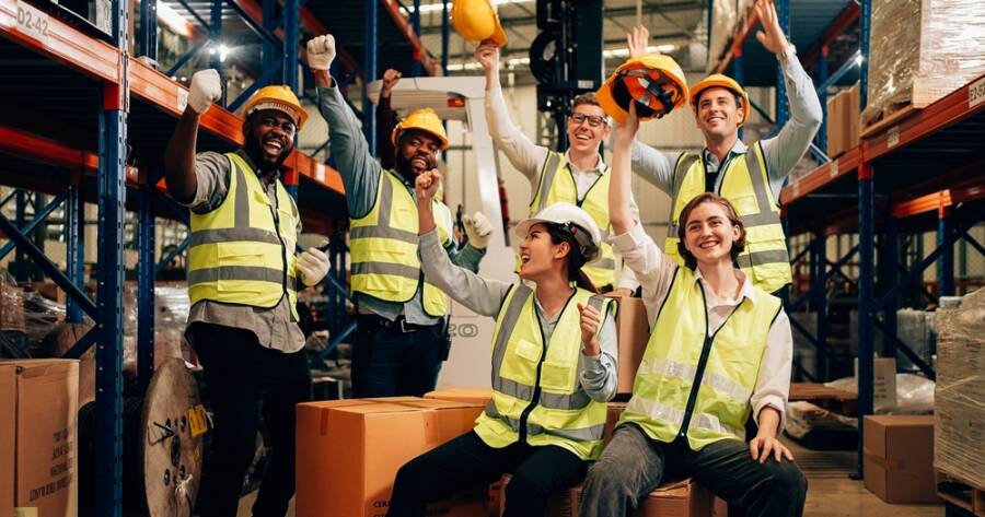 Benefits of Working in a Warehouse Job